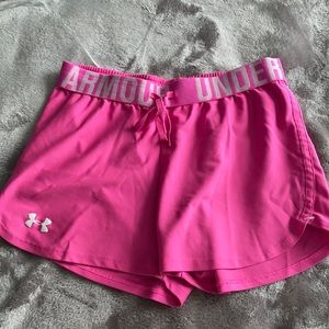 XS Womens UA shorts